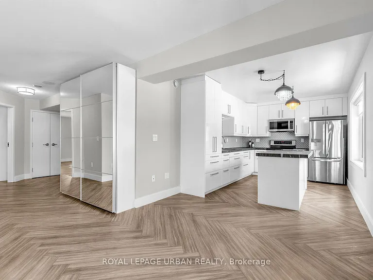 901 Pape Ave — Photo 6