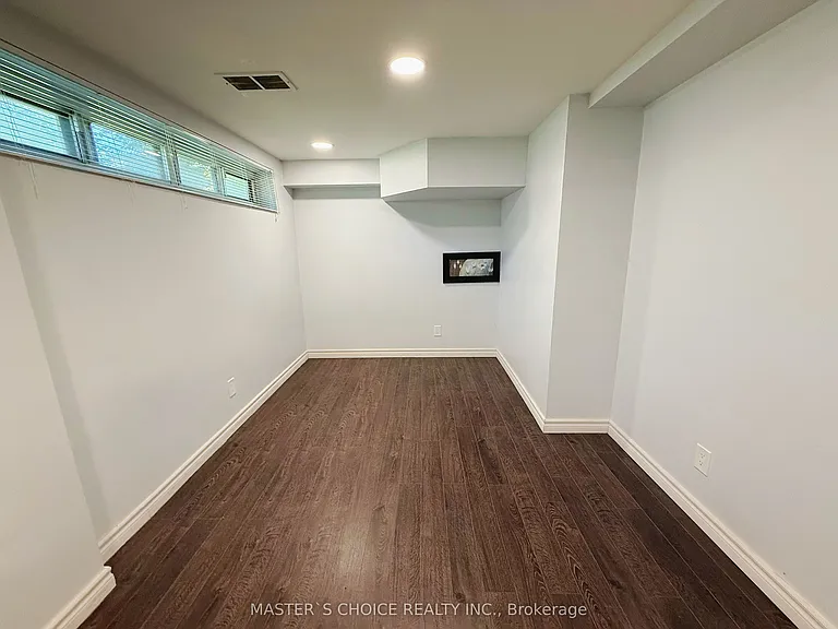 391 Taylor Mills Dr S — Photo 6