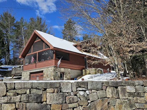 11 Game Club Rd, Schroon Lake, NY 12870