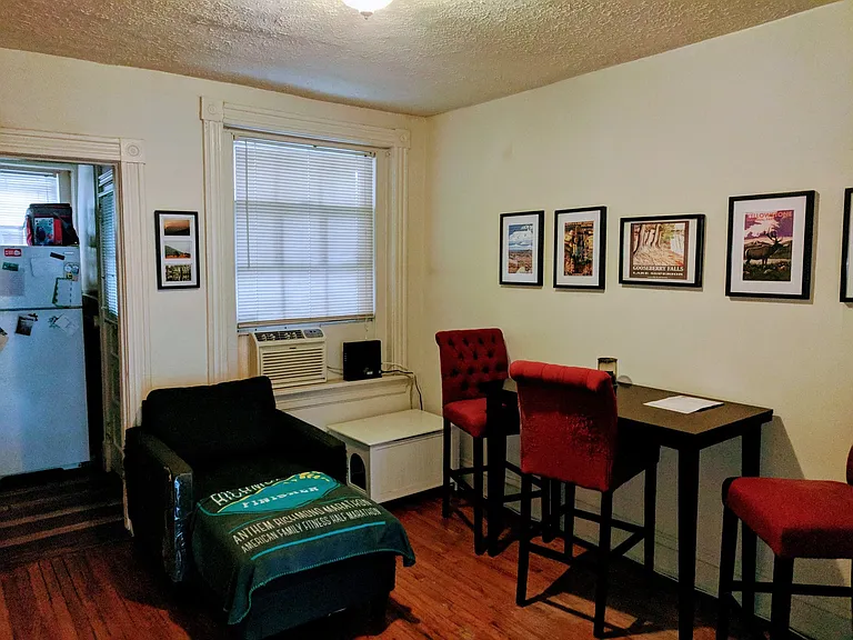 302 N. Cleveland St.* — Photo 8