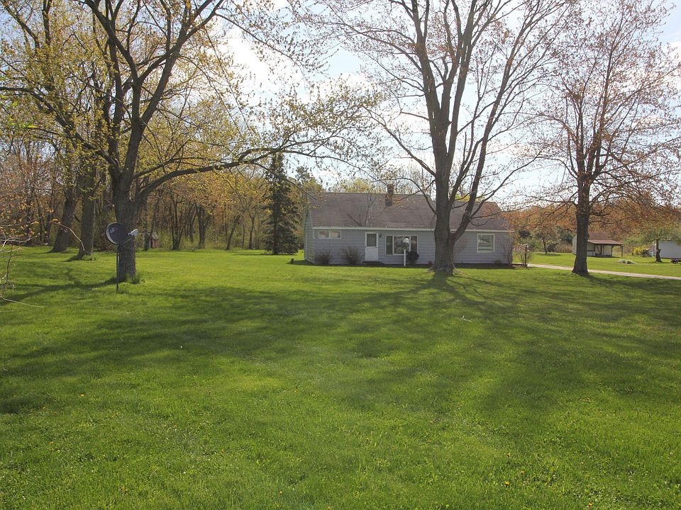 1st image of 1810 Mullins Ave NW