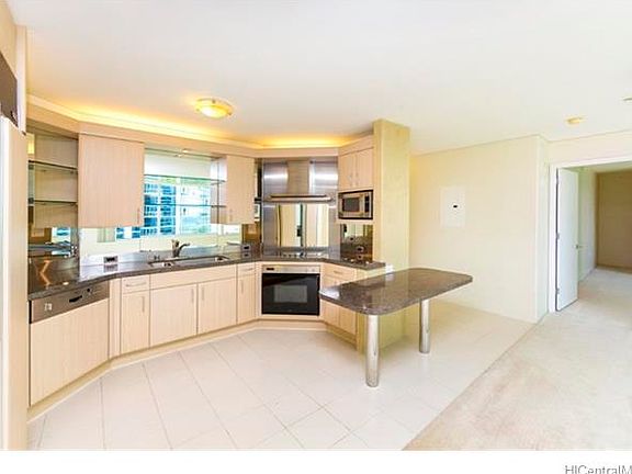2nd image of 88 Piikoi St APT 1110