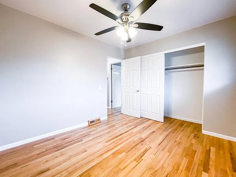 2414 Cypress Way #C — Photo 8