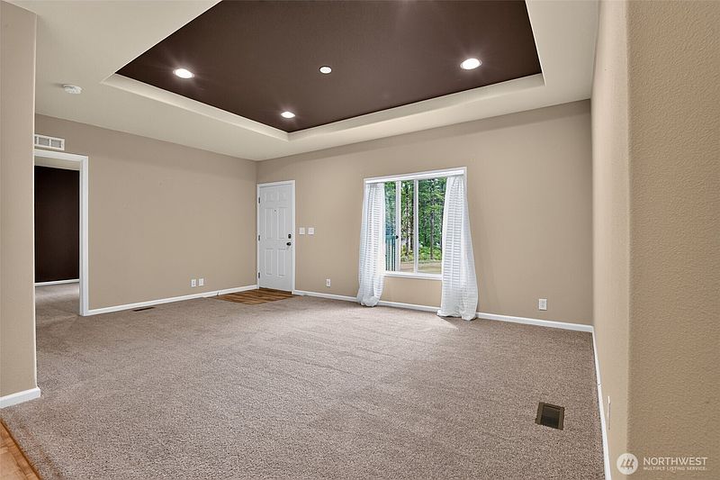 3rd image of 27129 Lake Riley