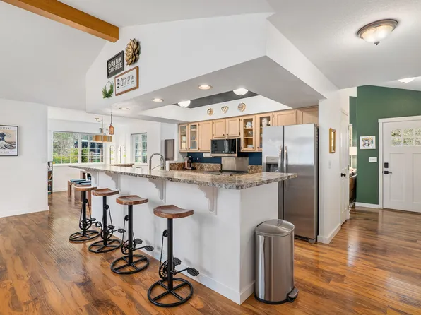 342 Appaloosa Ln, Grants Pass, OR 97526