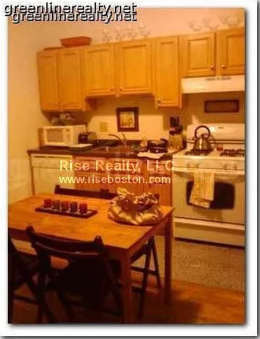 4 bed, 1.0 bath, $3,500 — Photo 1