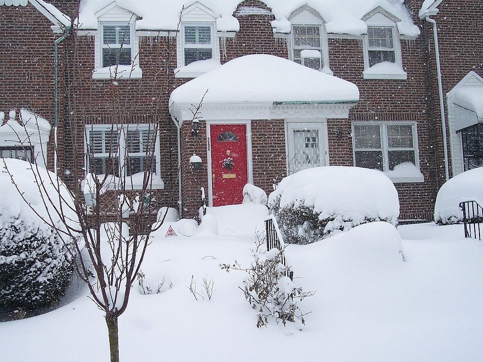 1st image of 348 E Gorgas Ln