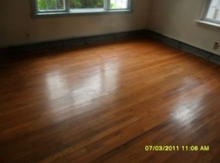 2 Shady Ln, Westville, NJ 08093