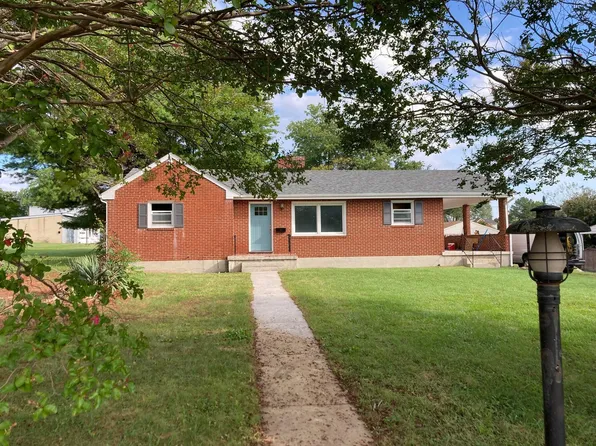 530 Huntington Blvd NE, Roanoke, VA 24012