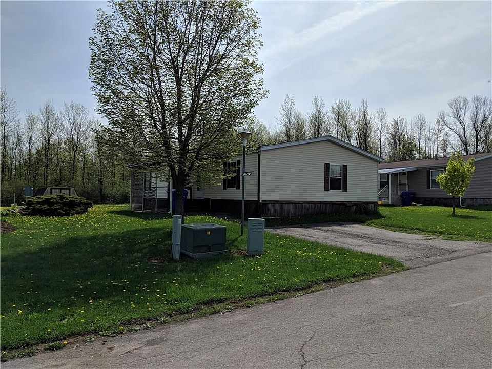 1st image of 325 Sunset Dr