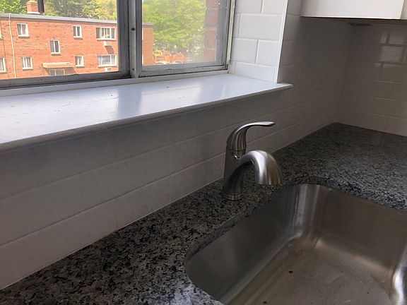3rd image of 28 Stafford Ave #1B