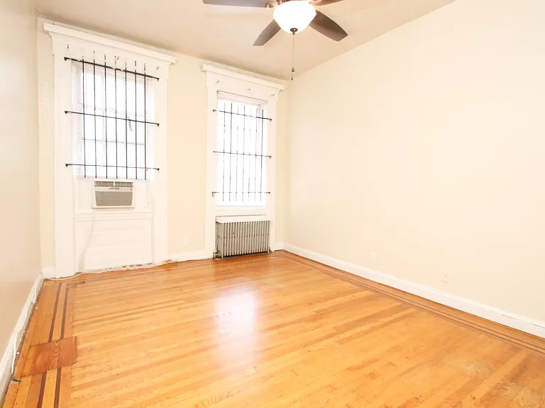 1616 Pine St — Photo 28