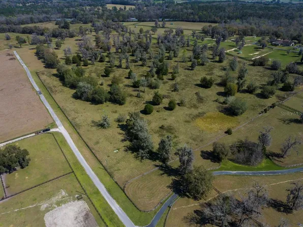 1 N Highway 329 #8, Micanopy, FL 32667