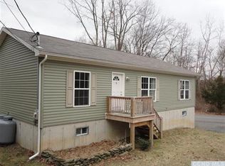 53 Loyola Rd, Elizaville, NY 12523