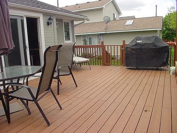 LARGE DECK