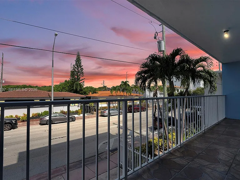 8340 Harding Ave #201 — Photo 2