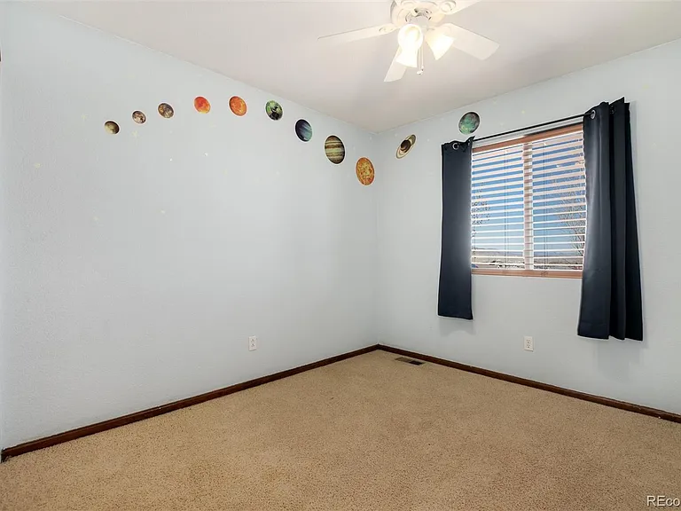9865 Falcon Ln — Photo 25