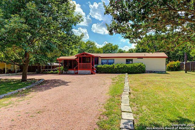 1st image of 28726 Waterview Dr
