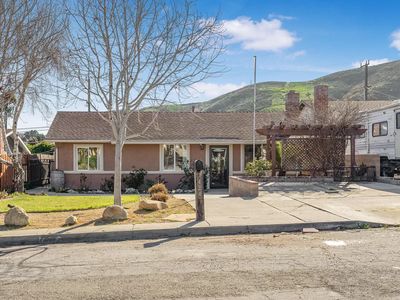 424 S B St, Lompoc, CA, 93436