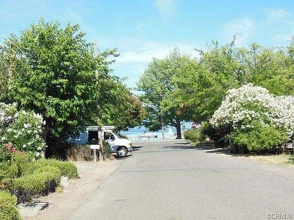 2nd image of 60 Lily Cove Ave