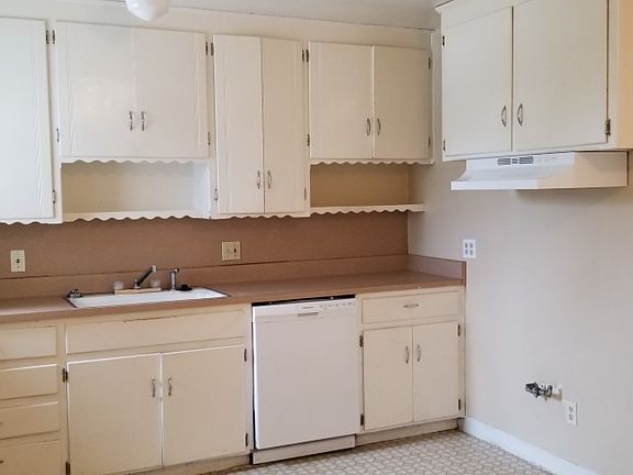 4th image of 1408 N 11th Ave