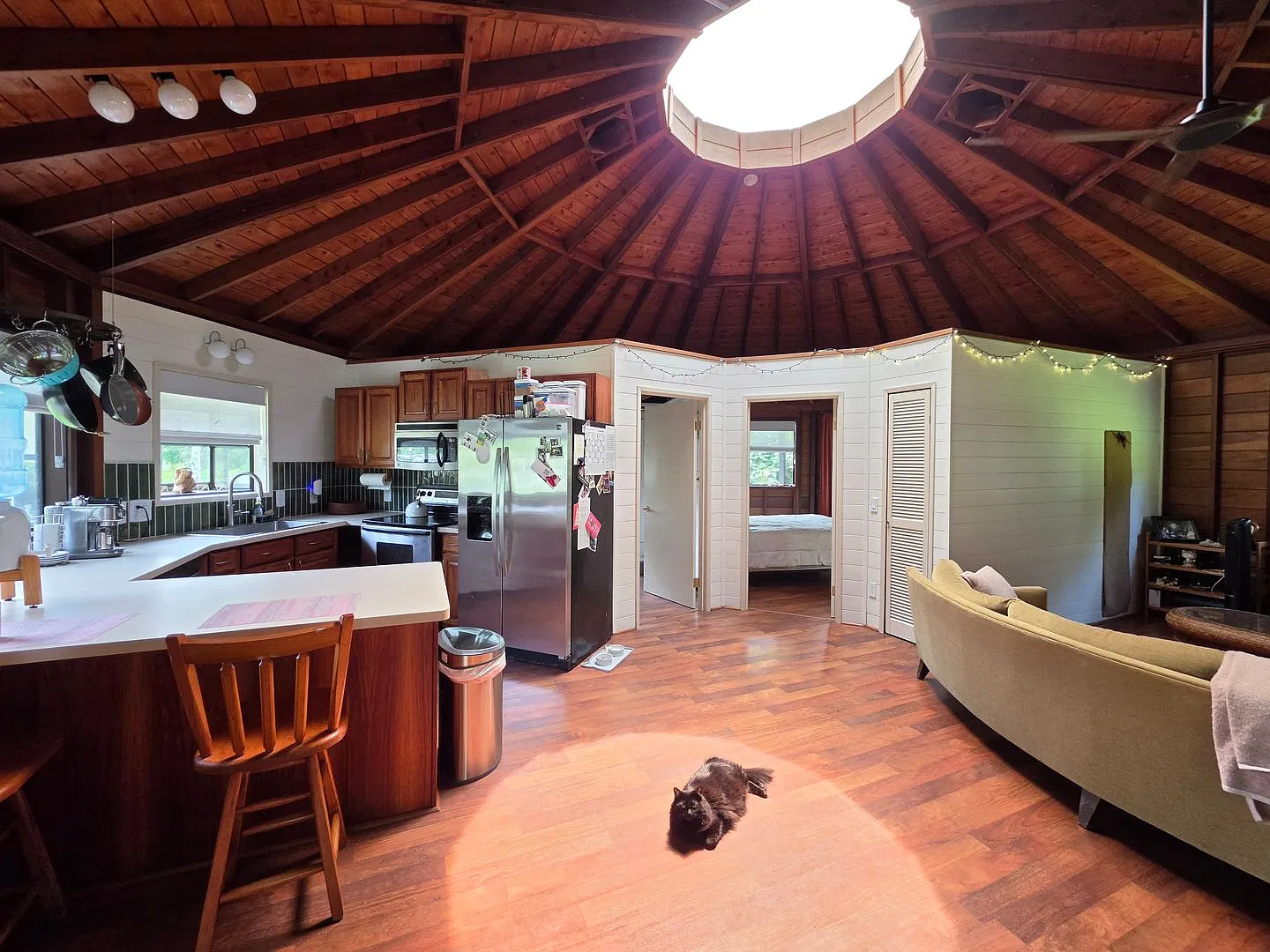 Available Now | Furnished 2br/2ba With Soaring Wood Ceilings & Skylight | $2,200 — Photo 4