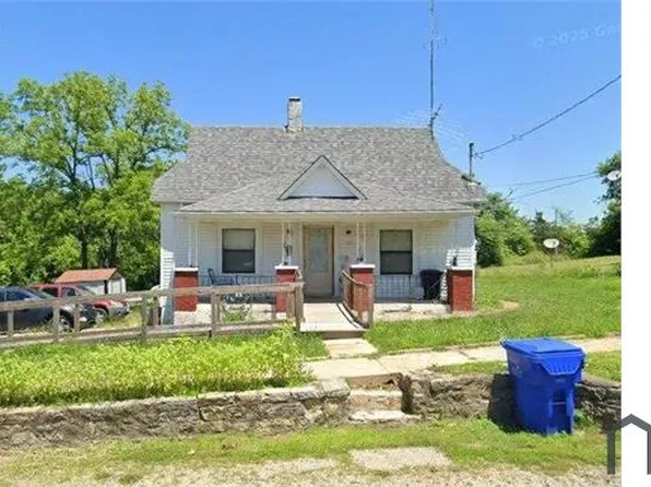 105 W North St, Leadwood, MO 63653