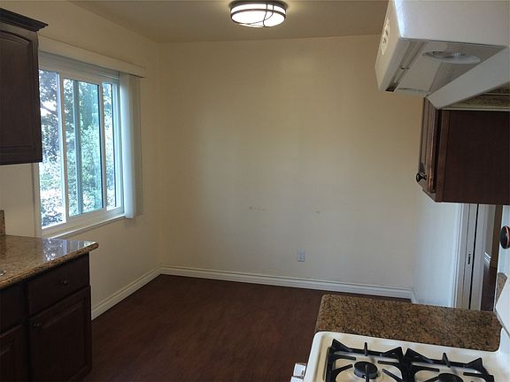5th image of 1290 N Altadena Dr