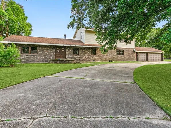 715 Pennsylvania Ave, Slidell, LA 70458