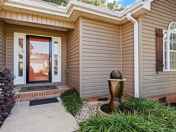 5th image of 503 Lake Lennox Dr