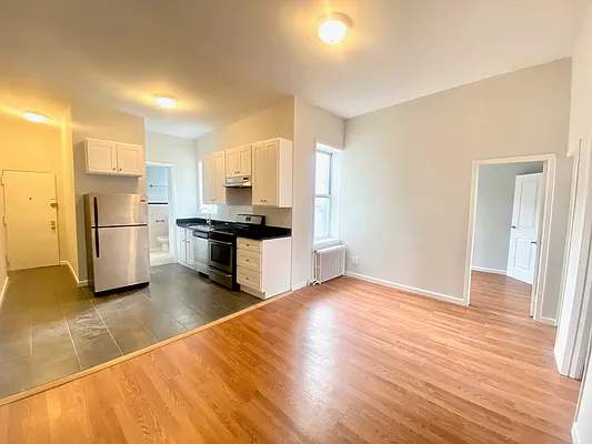 Rented by Zjama Realty Corp | media 4