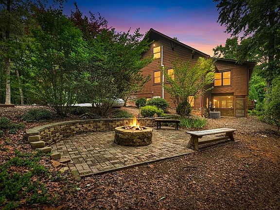 2nd image of 536 Delta Way