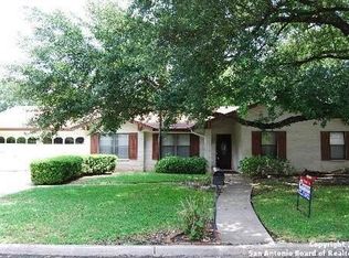 613 Sunhaven Dr, Windcrest, TX 78239