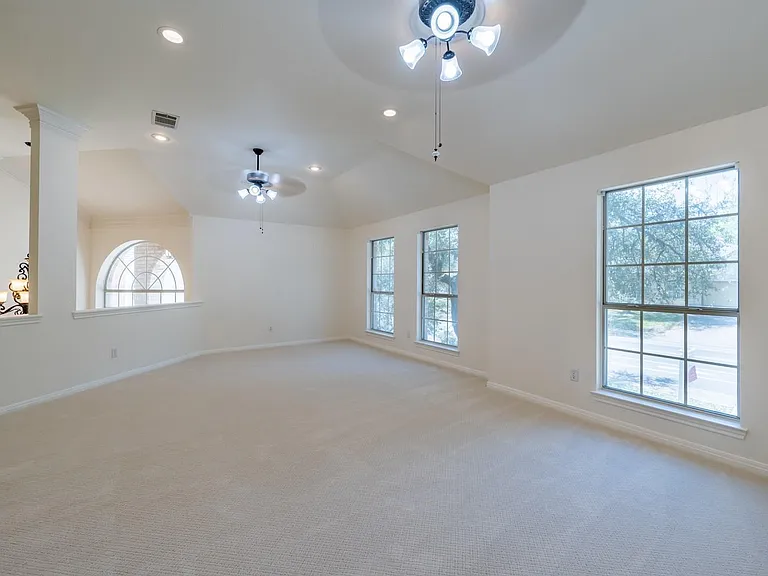 7724 Yaupon Dr — Photo 23