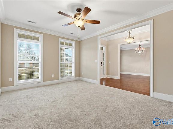 4th image of 2238 Towne Park Dr SW