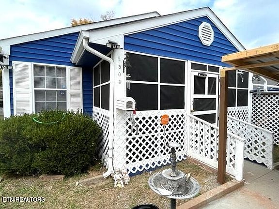 3rd image of 2603 Louise Ave