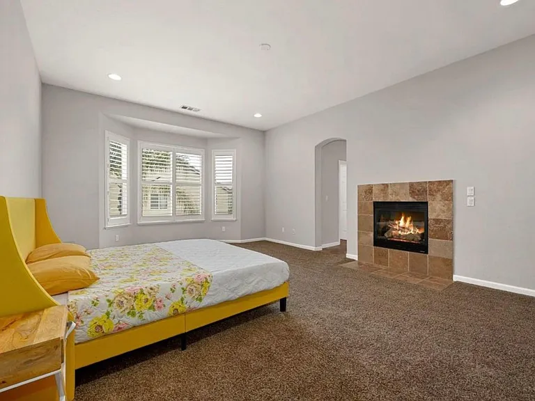 2090 Wisteria Pl — Photo 26