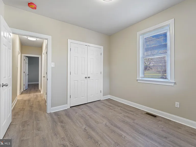 4411 Fairview Ave — Photo 12