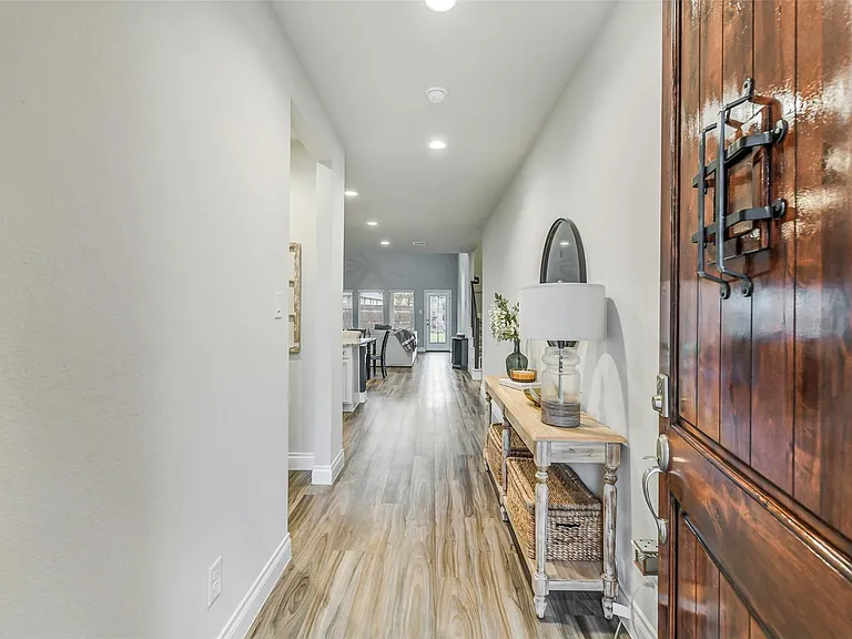 9239 Brunel Ln — Photo 6
