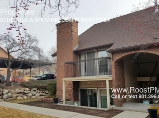 8110 S Cottonwood Hills Ct, Sandy, UT 84094