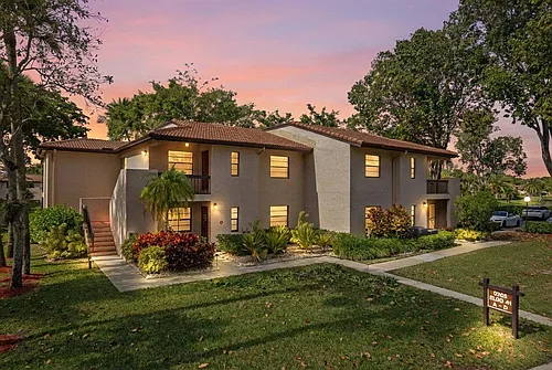 9265 Vista Del Lago #41B Photo 1