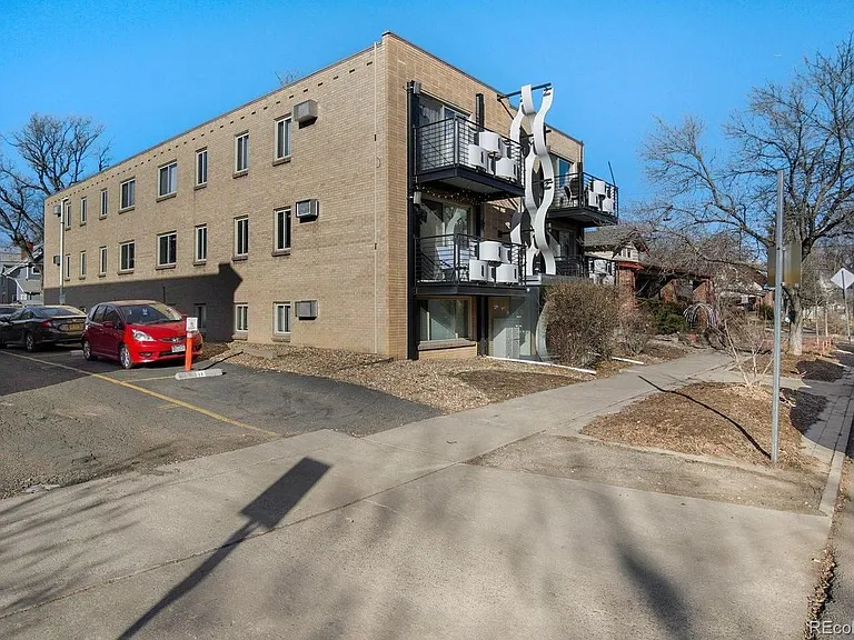 271 N Grant St #101 — Photo 12