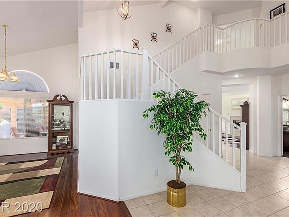4th image of 2323 Hillstone Ave