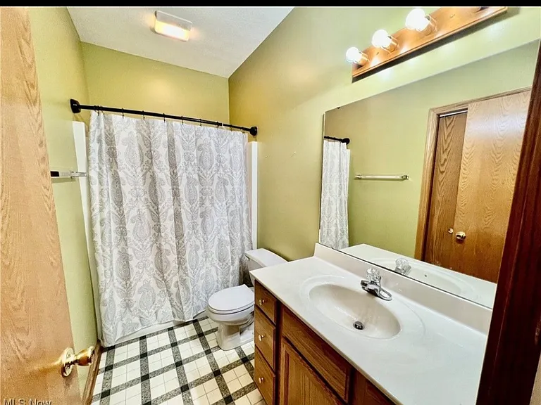 2919 Cliftmont Ave NE — Photo 27