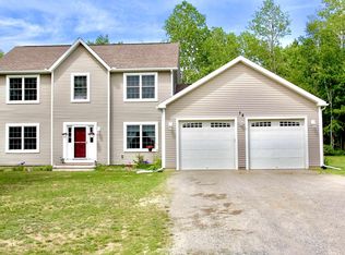 72 Daisy Ln, Middlebury, VT 05753
