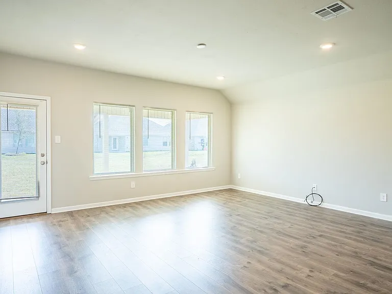 2234 S Savannah Lakes Dr — Photo 6