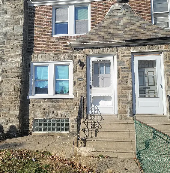 5908 Castor Ave — Photo 8