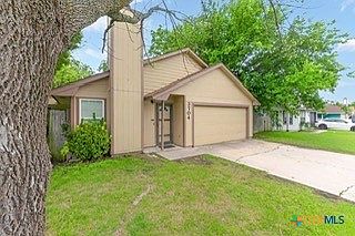 1st image of 3704 Daniels Dr