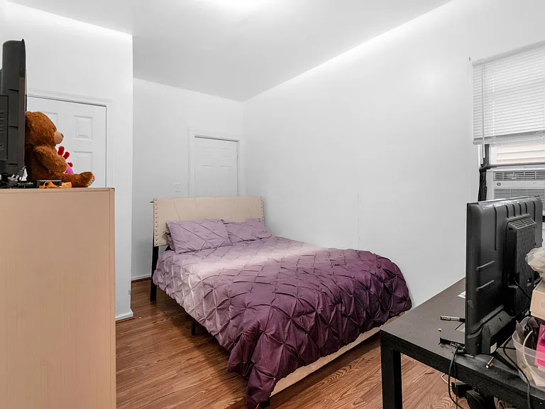 25 Oak St #2 — Photo 6