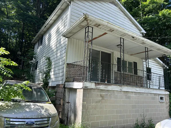 17738 Amberson Rd, Spring Run, PA 17262